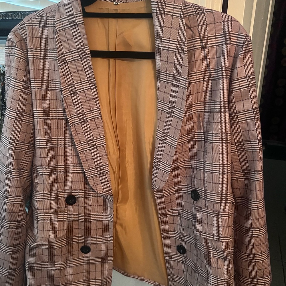 Women’s Plaid Blazer -tan